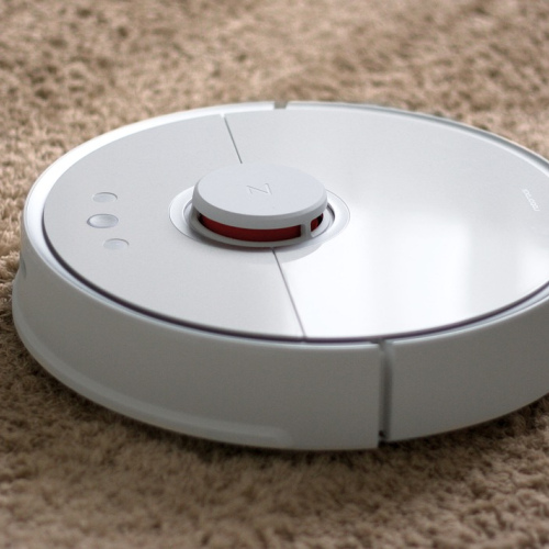 iRobot Roomba i7 Robot Vacuum